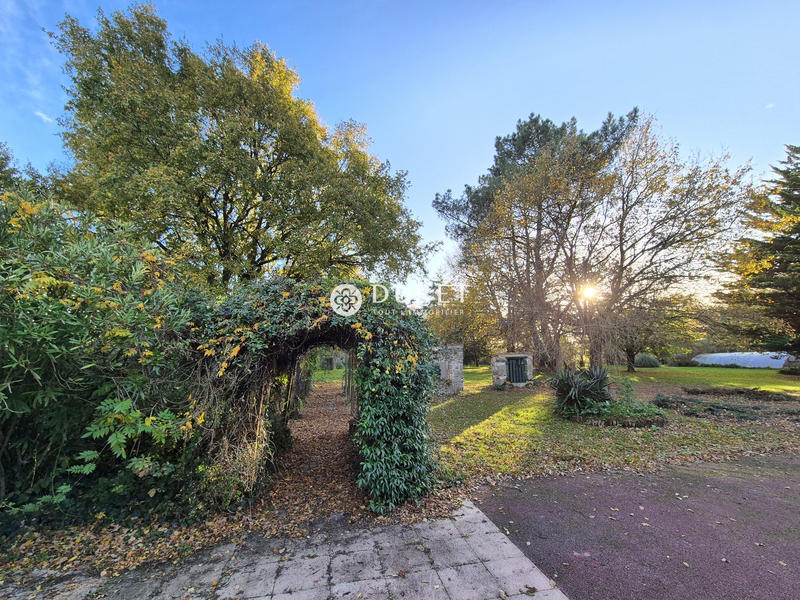 Maison - 143 m² - 5 pièces