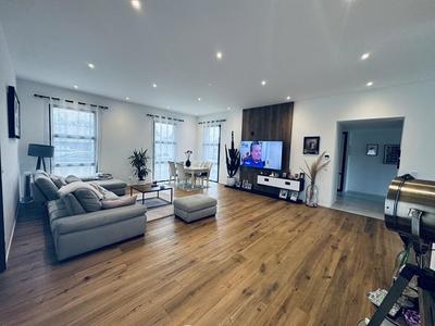 Villa - 180 m² - 8 pièces