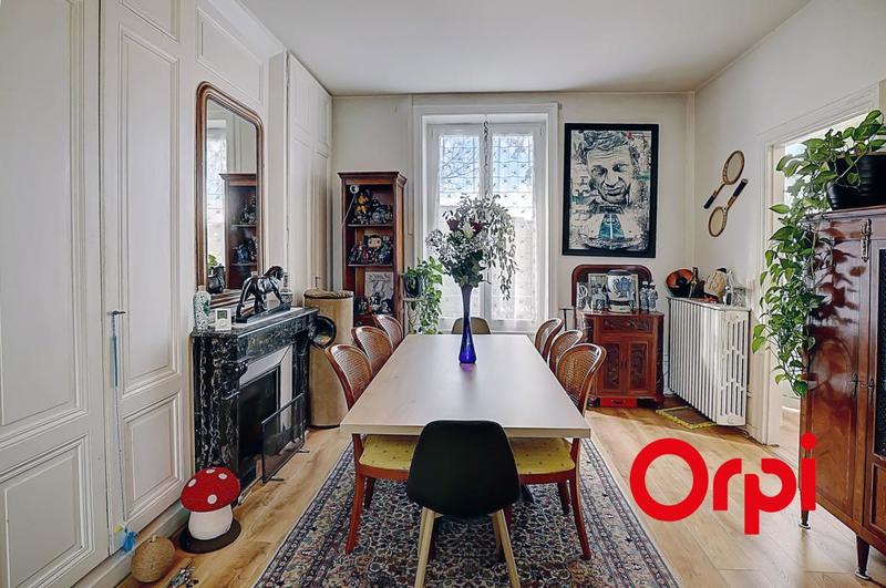 Appartement - 94 m² - 3 pièces