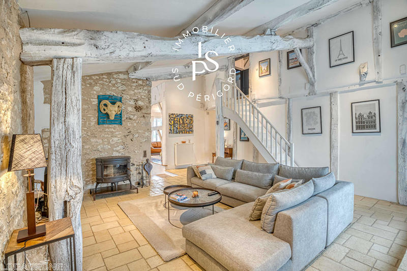 Maison - 200 m² - 5 pièces