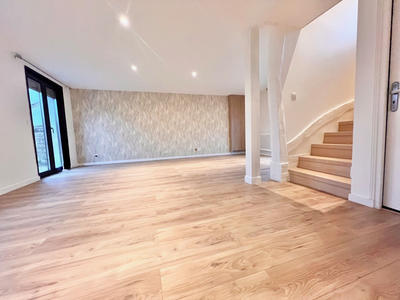 Maison - 82 m² - 4 pièces