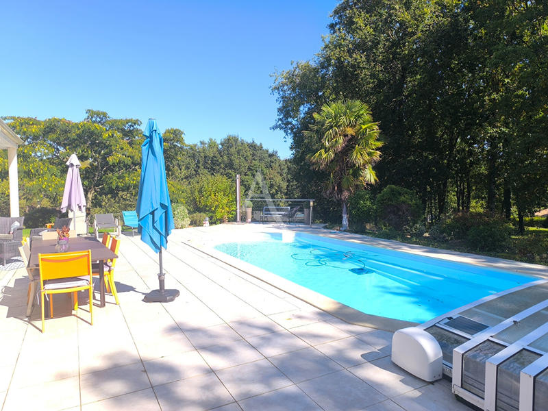 Maison - 157 m² - 6 pièces