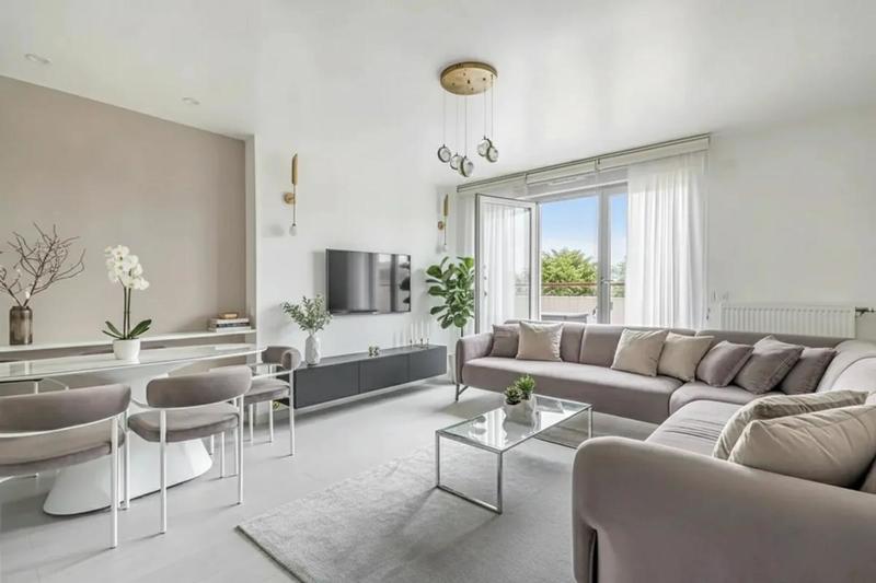 Appartement - 89 m² - 5 pièces