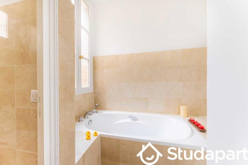 Appartement - 212 m² - 5 pièces