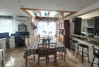 Maison - 158 m² - 6 pièces