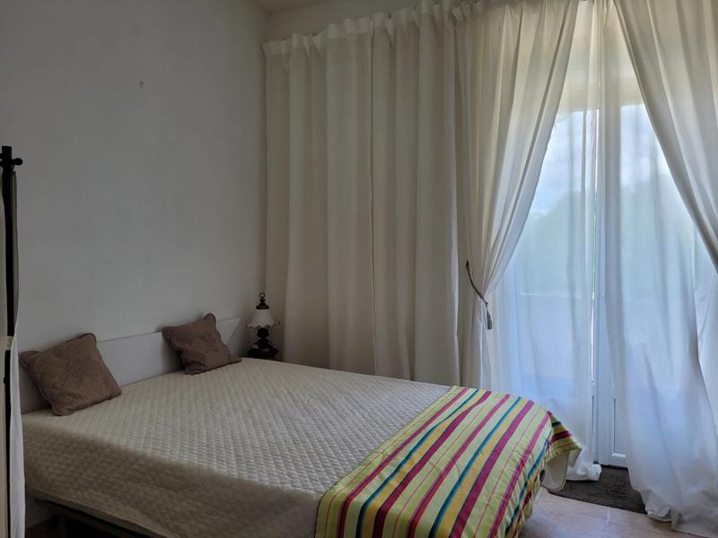 Maison - 470 m² - 18 pièces