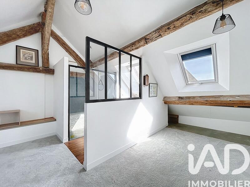 Maison - 174 m² - 8 pièces