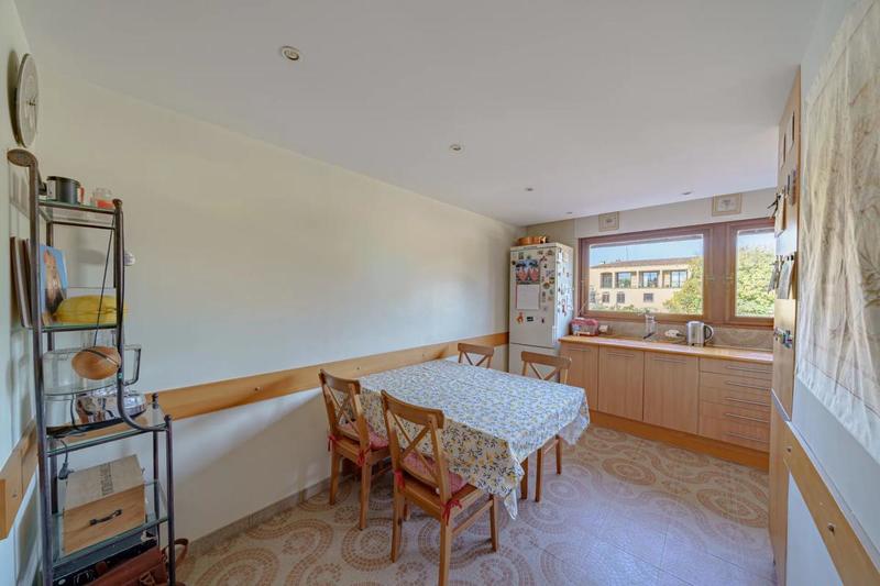 Appartement - 100 m² - 4 pièces