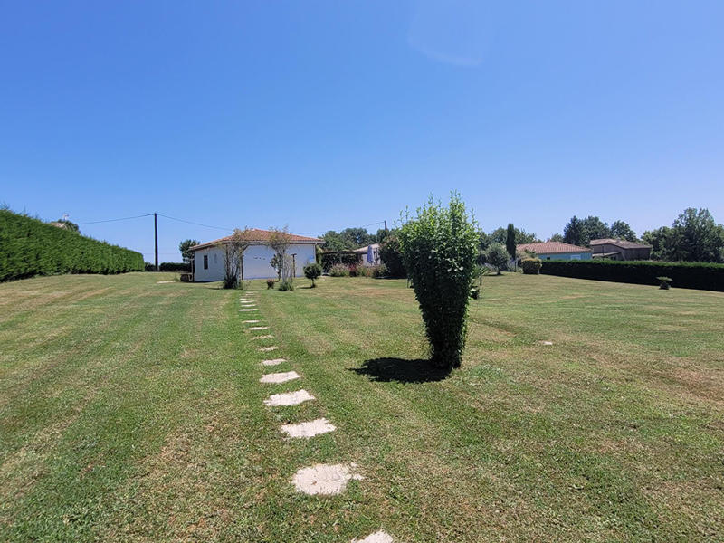 Maison - 104 m² - 4 pièces