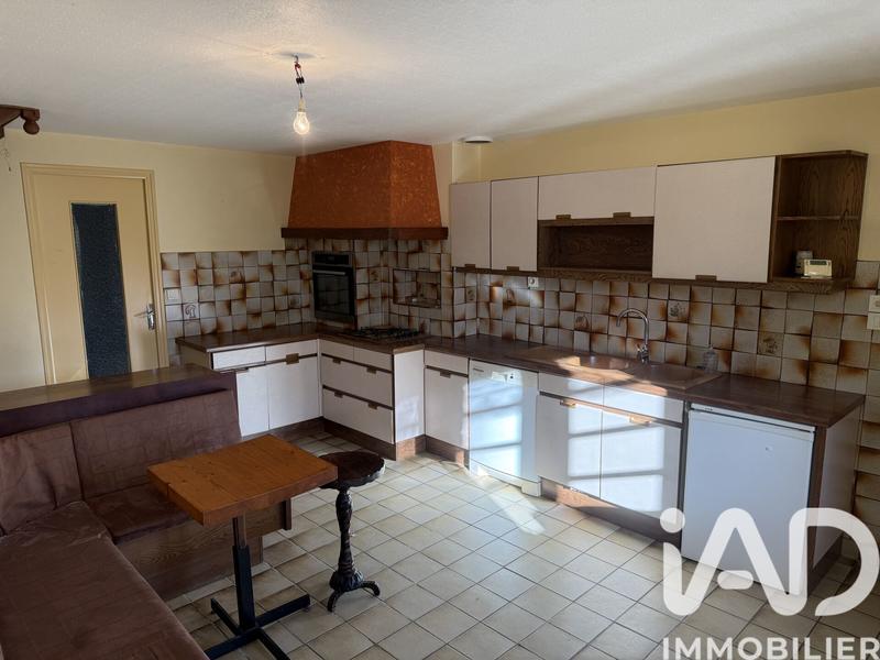 Maison - 187 m² - 6 pièces