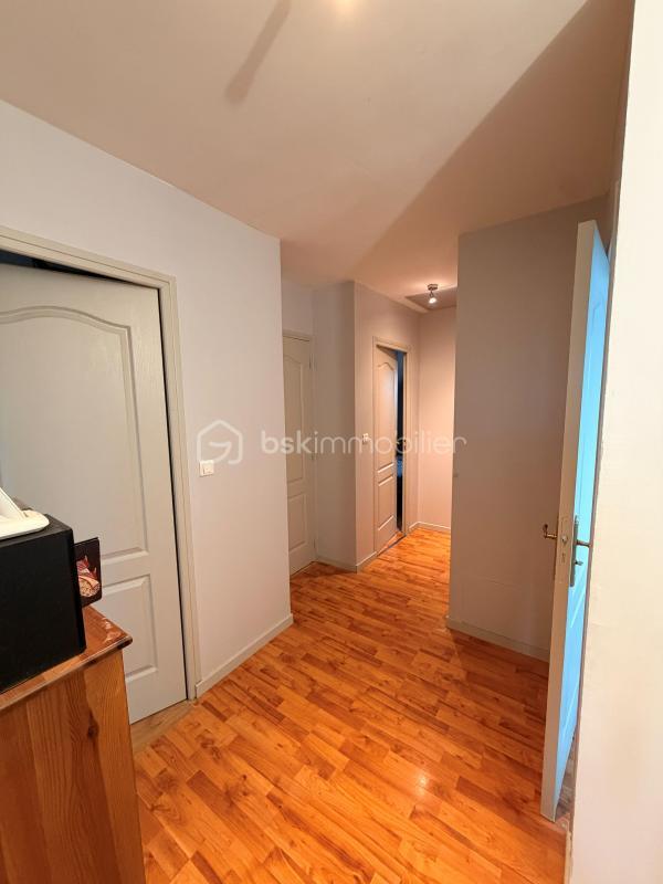 Maison traditionnelle - 132 m² - 6 pièces