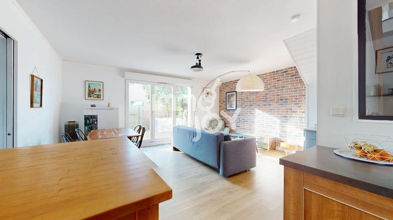 Maison - 86 m² - 5 pièces