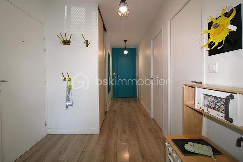 Appartement - 77 m² - 4 pièces