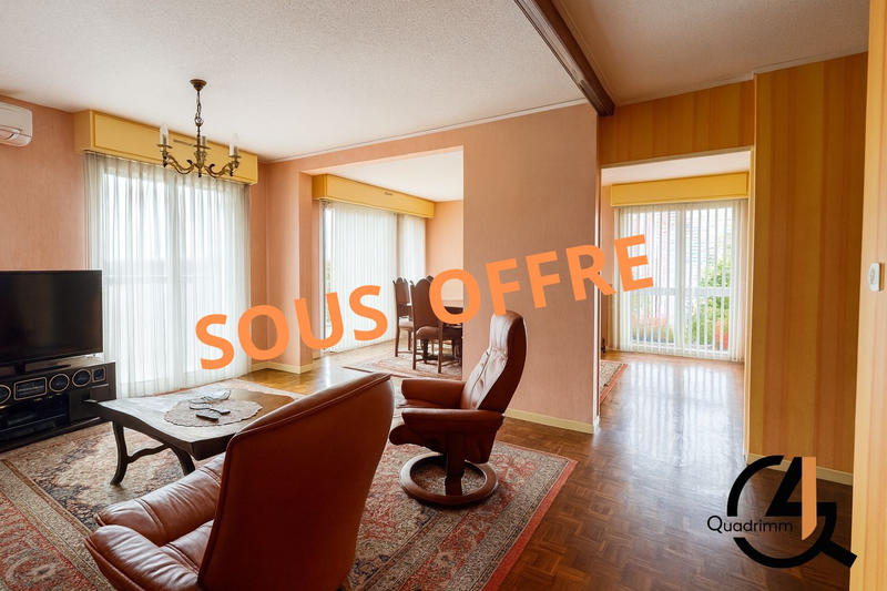 Appartement - 108 m² - 6 pièces