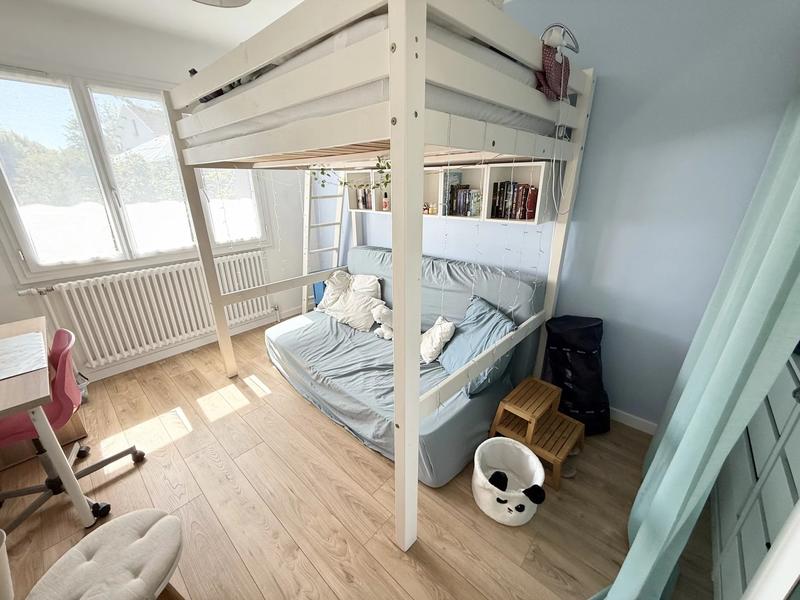 Maison - 161 m² - 8 pièces