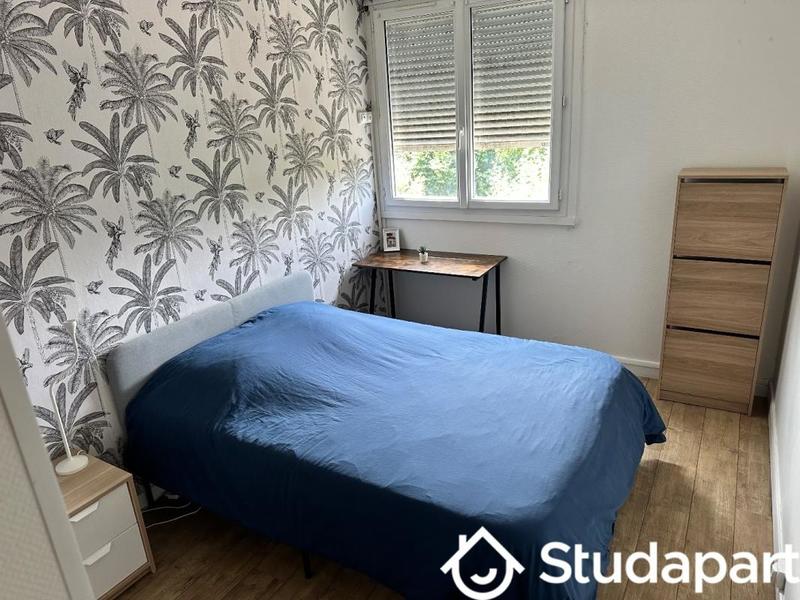 Chambre - 10 m² - 1 pièce