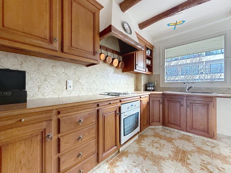 Appartement - 103 m² - 5 pièces