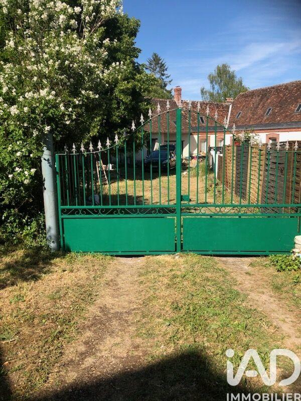 Maison - 495 m² - 8 pièces