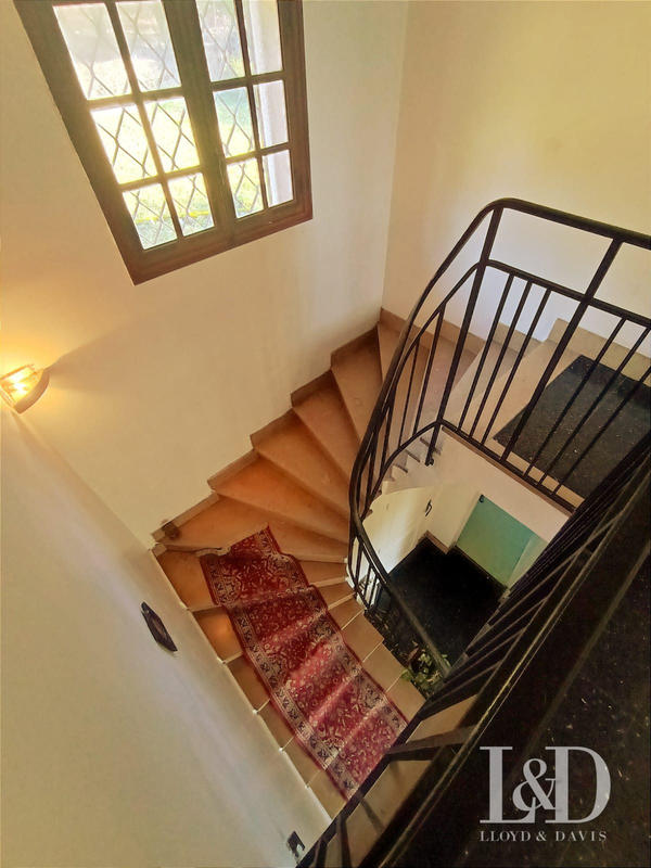 Maison - 170 m² - 6 pièces