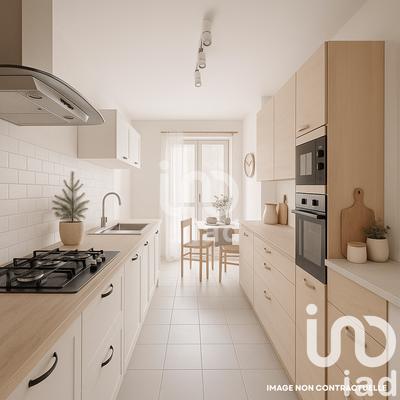 Appartement - 92 m² - 5 pièces