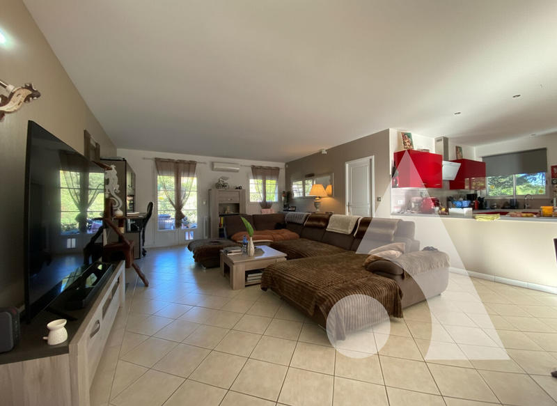 Maison - 120 m² - 5 pièces