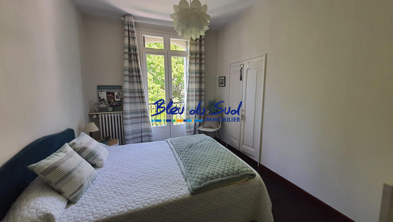 Maison - 196 m² - 10 pièces