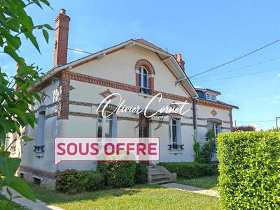 Maison - 192 m² - 7 pièces