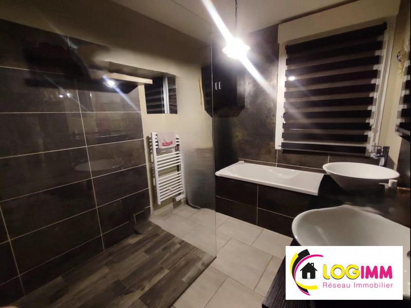 Maison - 110 m² - 6 pièces