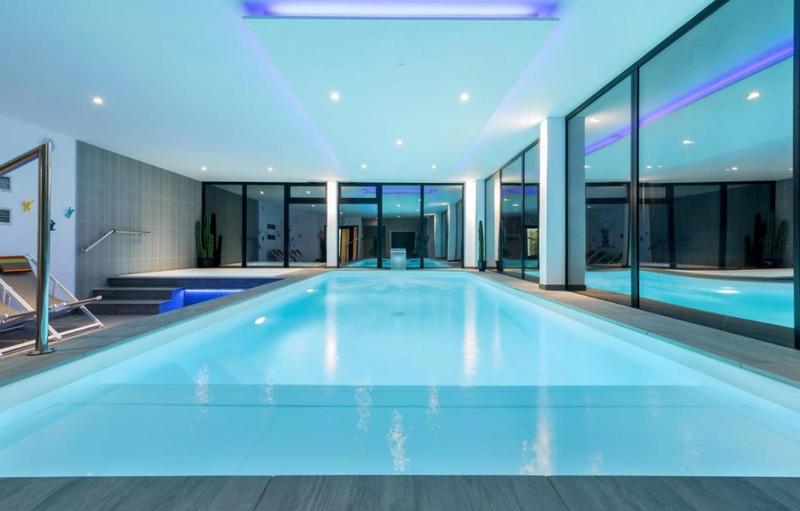 Fonds de commerce - 820 m²