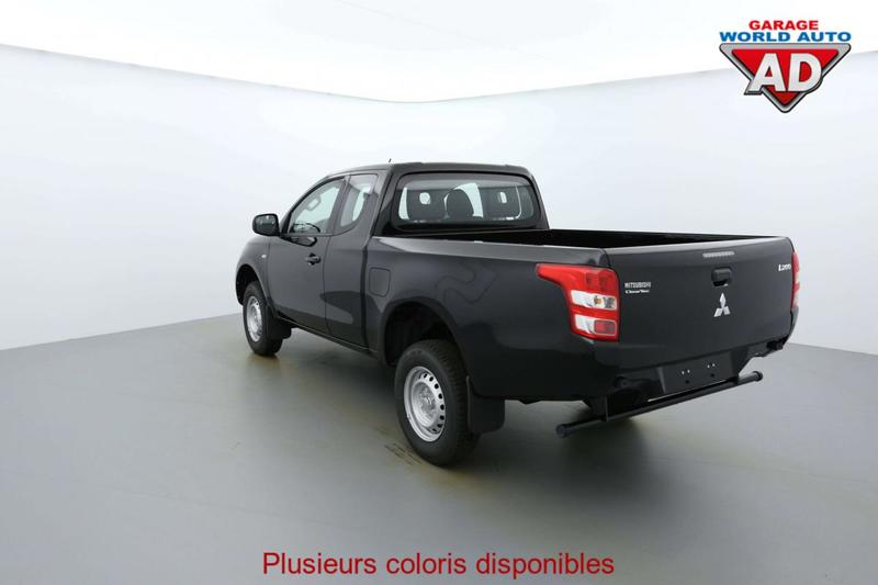 Mitsubishi L200 Club Cab 2.4 Di-D 154 Inform Clim