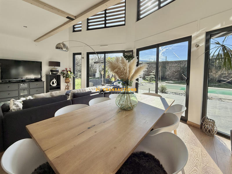 Villa - 160 m² - 5 pièces