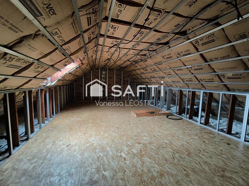 Maison - 90 m² - 5 pièces