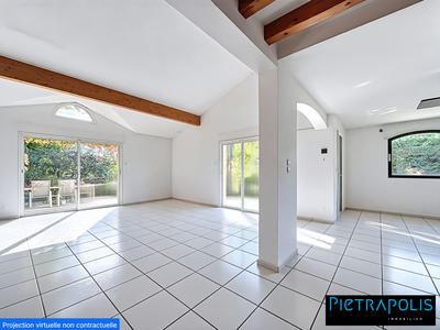Maison - 143 m² - 7 pièces