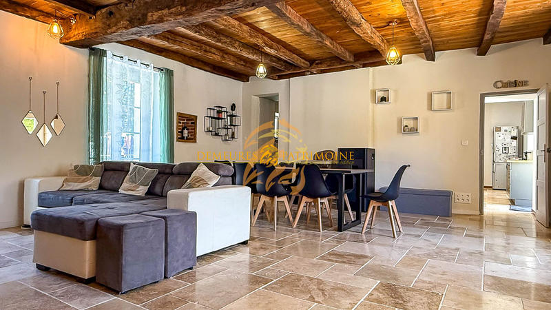 Maison - 145 m² - 5 pièces