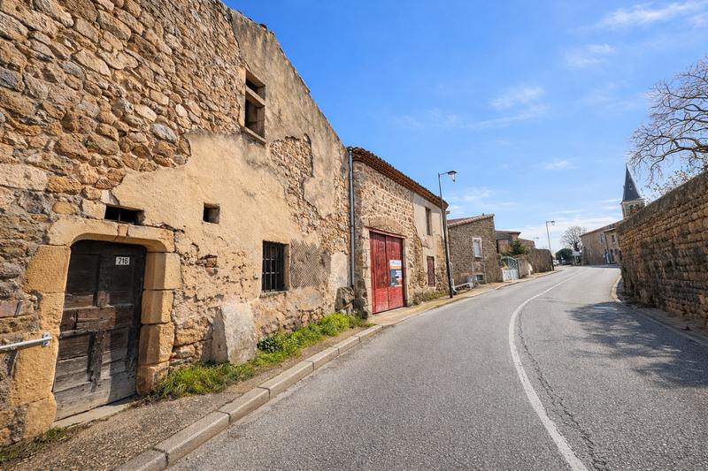 Maison de village - 255 m² - 7 pièces