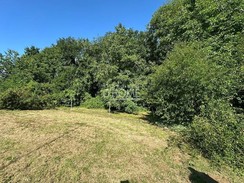 Maison - 217 m² - 9 pièces