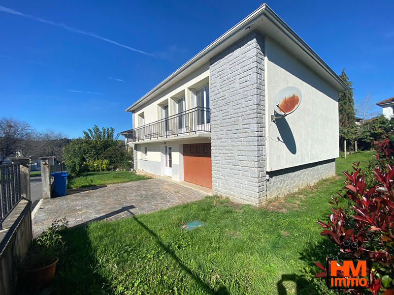 Maison - 94 m² - 6 pièces