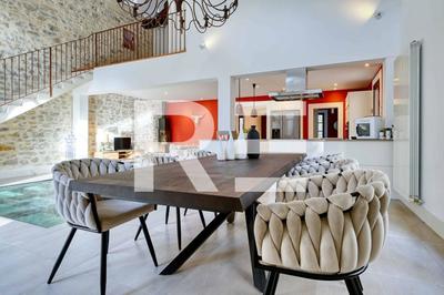 Maison - 166 m² - 6 pièces