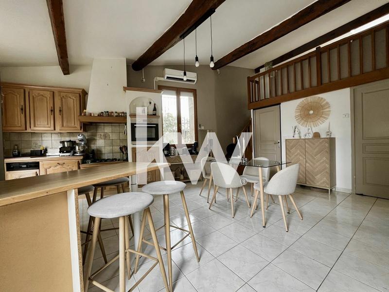 Immeuble mixte - 60 m² - 2 pièces