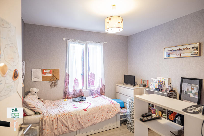 Maison - 102 m² - 5 pièces