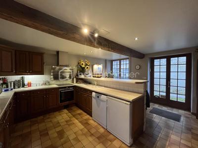 Maison en pierre - 210 m² - 7 pièces