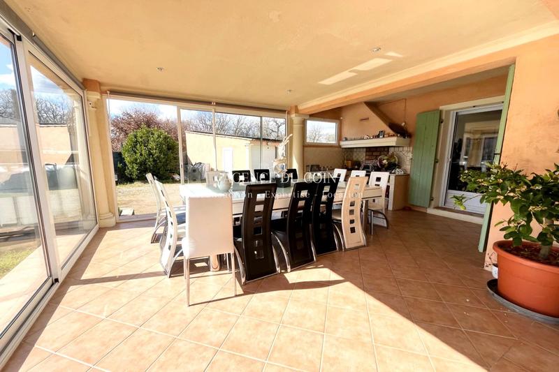 Villa - 240 m² - 6 pièces