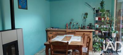 Maison - 94 m² - 6 pièces