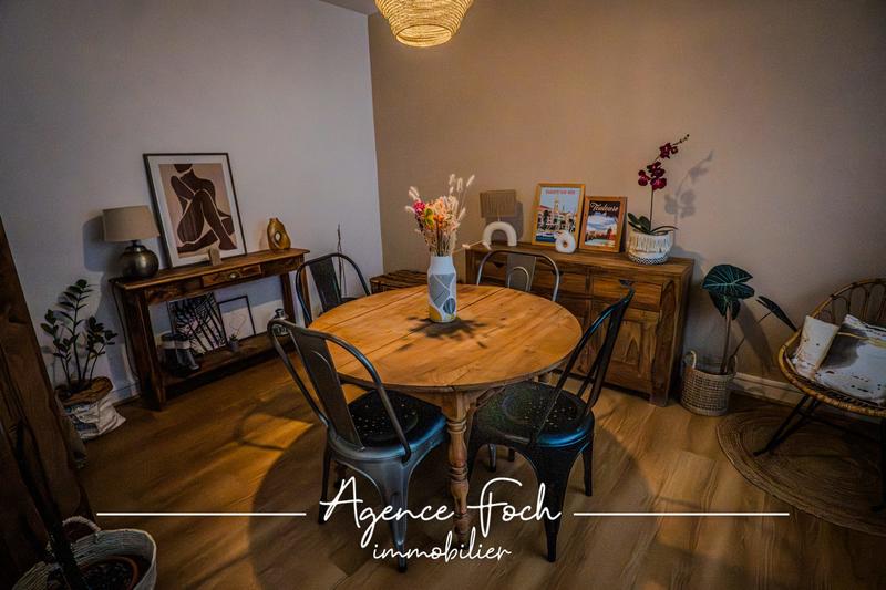 Appartement - 77 m² - 3 pièces