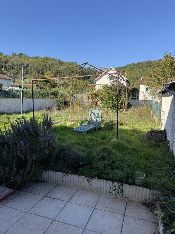 Maison de ville - 80 m² - 5 pièces