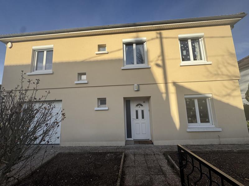 Maison - 178 m² - 6 pièces