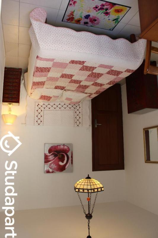 Chambre - 14 m² - 1 pièce