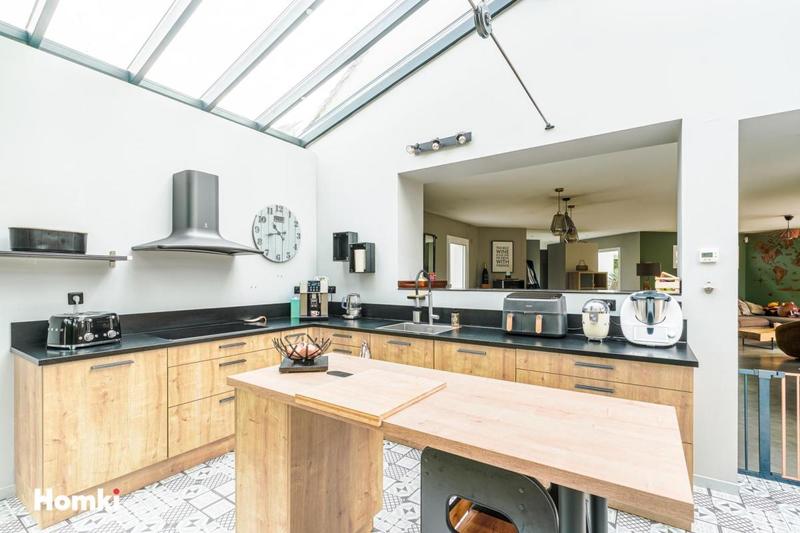 Maison - 155 m² - 6 pièces