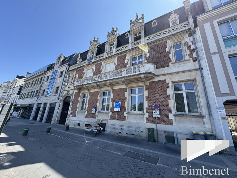 Appartement - 317 m² - 8 pièces