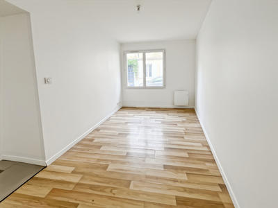 Maison - 60 m² - 4 pièces